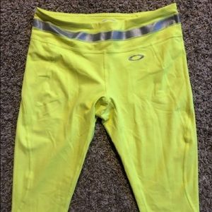 Oakley Workout Capris